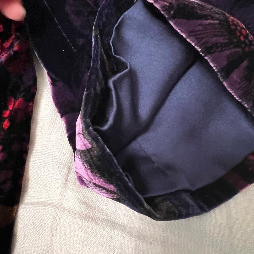 Trina Turk Velvet and Silk Smoking Jacket XS NWT - Picture 6 of 8